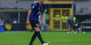 记者：里尔正尝试引进国米后卫帕瓦尔，加拉塔萨雷也对其有意