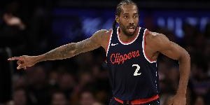 全都回来了！小卡半场11中8砍下25分5板2助3断2帽 次节独得19分