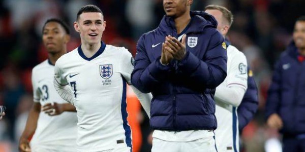 yl23455永利官网-还是南门味！图赫尔三狮首战，福登挨骂最多