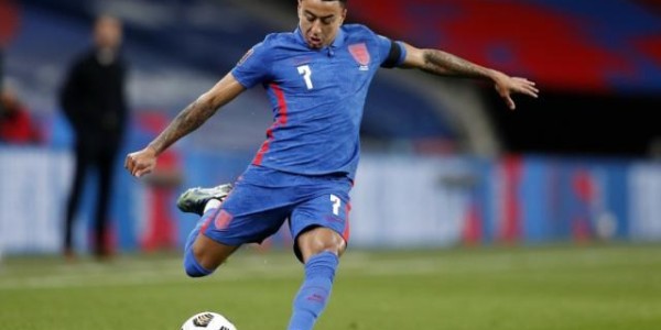 yl23455永利官网-【夜读】武磊&amp;quot;消失&amp;quot;，0射门+染黄